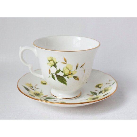 Tea Cup and Saucer Saucer Vintage Teacup and Saucer Royal Vale Pale Yellow Flora - Picture 3 of 5